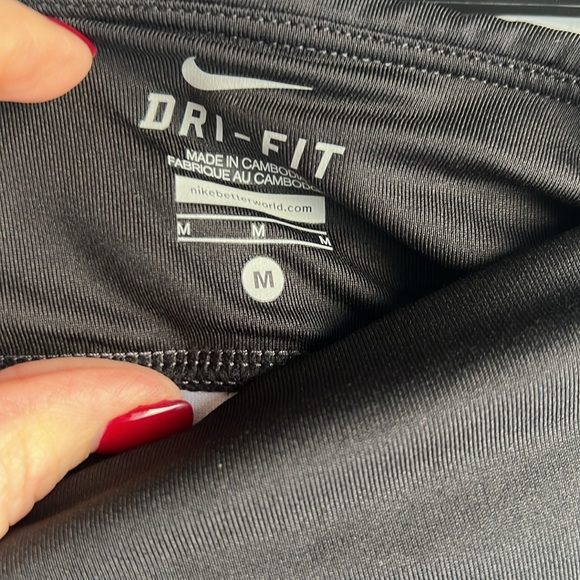 Nike Running Dri-Fit women’s leggings sz M Animal Print - Picture 6 of 12